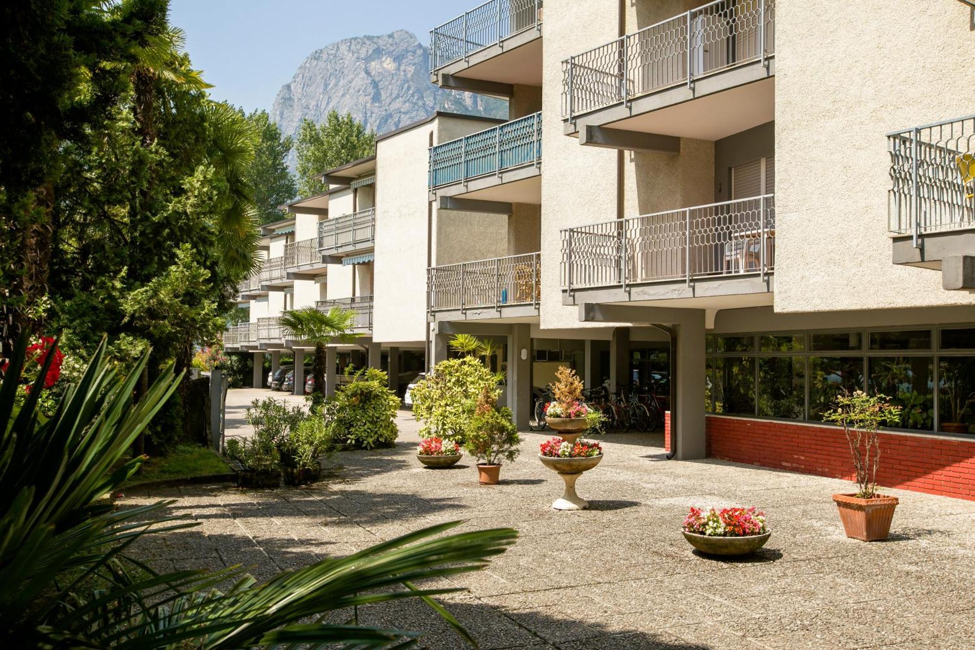 Residenza Lago D'Argento - Happy Rentals Riva del Garda Exterior foto